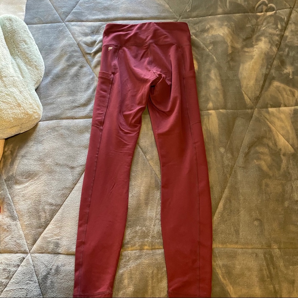 Fabletics Leggings w/ Pockets - Picture 5 of 5